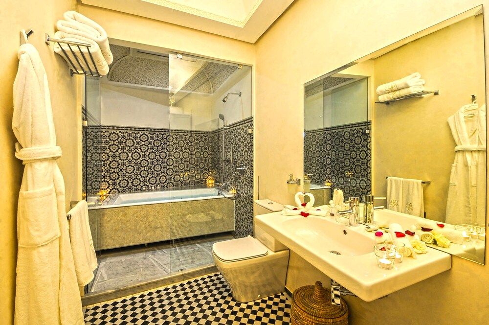 Riad Dar Grawa Superior Suite 4