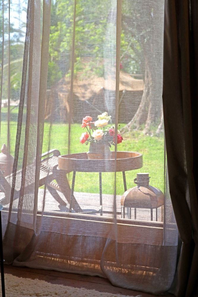 Domaine des Remparts Hotel & Spa Lodge 3