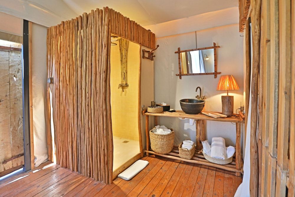 Domaine des Remparts Hotel & Spa Lodge 7