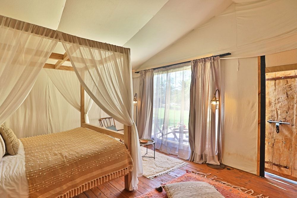 Domaine des Remparts Hotel & Spa Lodge 5