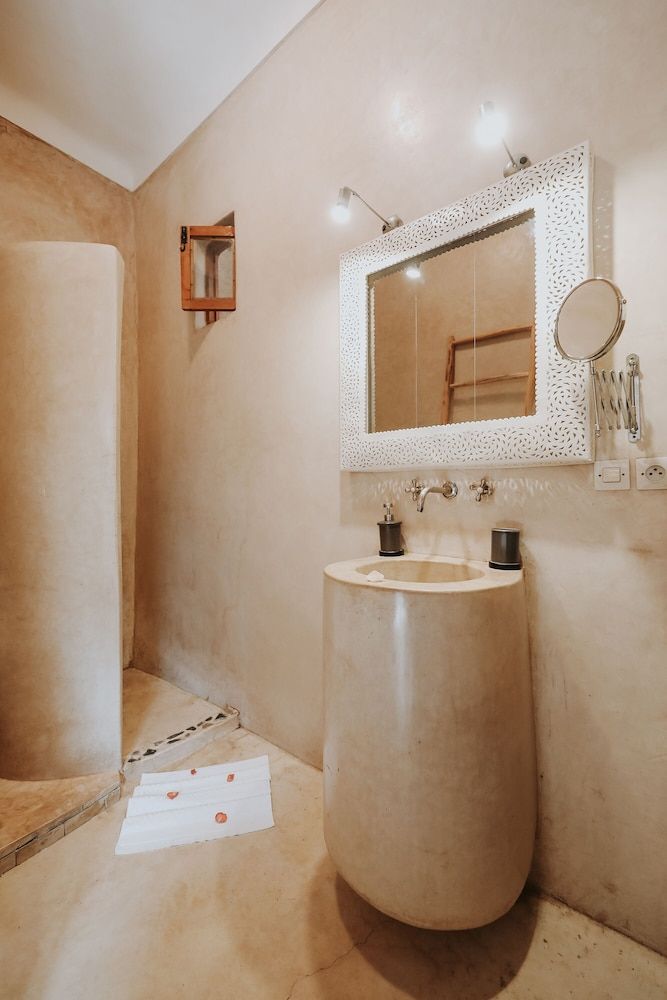 Dar Nour El Houda Room (Salam) 4