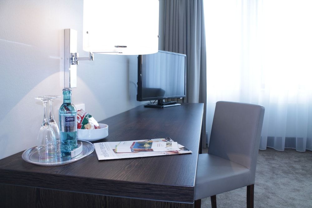 relexa Hotel Airport Düsseldorf - Ratingen Deluxe Twin Room, 2 Twin Beds 4