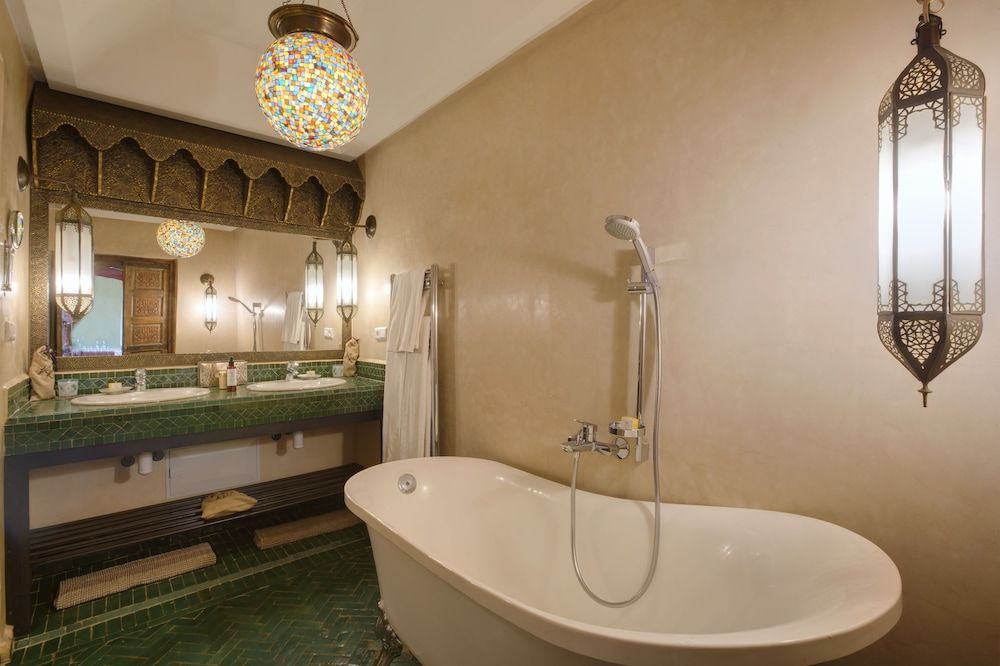 undefined Riad Kheirredine 8
