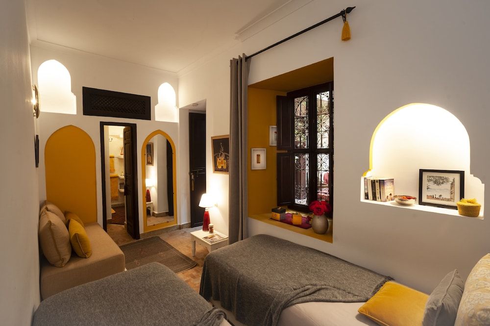 undefined Riad Boussa