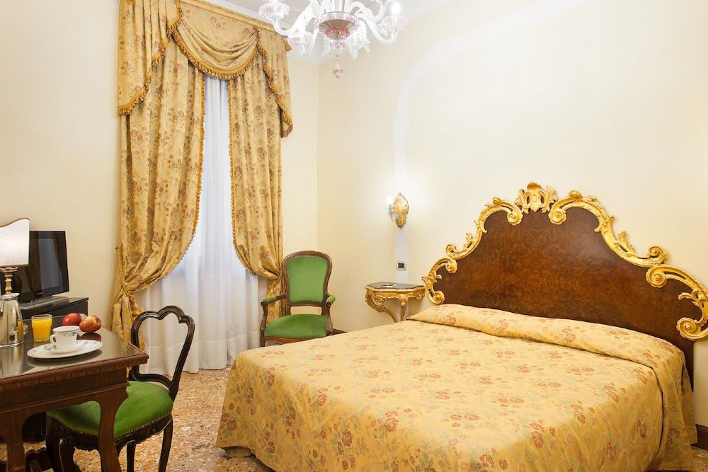 undefined Hotel San Cassiano Ca'Favretto 10