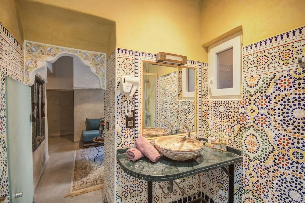 Riad Les Oliviers & Spa Deluxe Suite 18