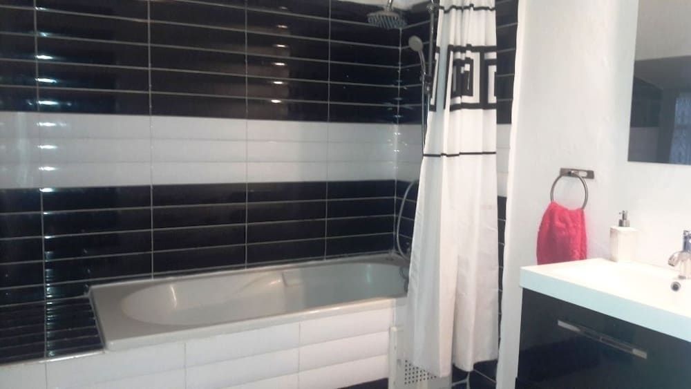 Dar Boutouil Standard Double Room 7