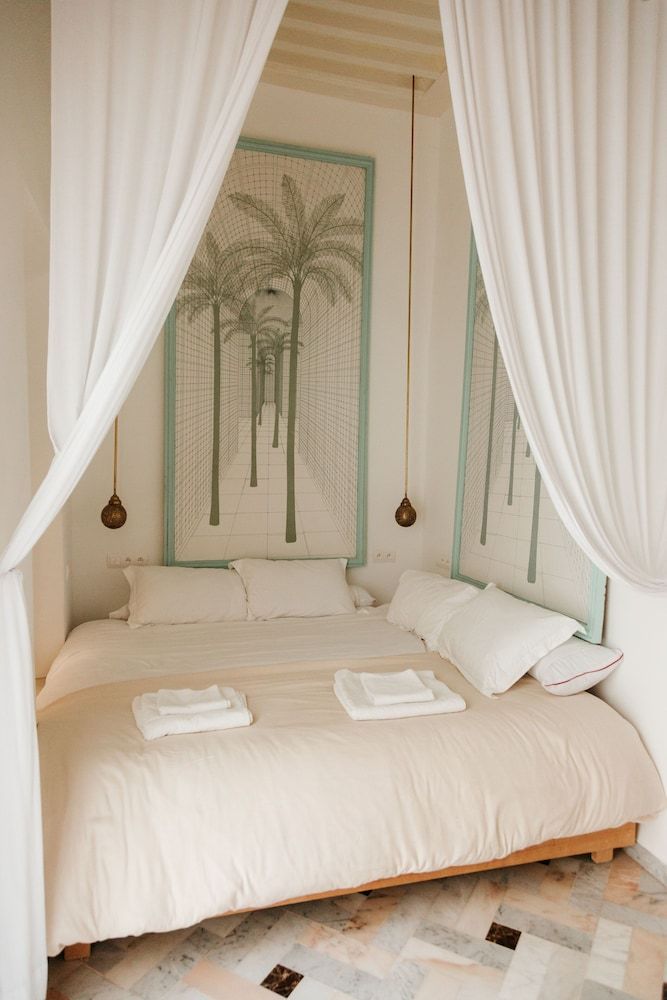 Riad Tizwa Royal Suite, 1 Queen Bed with Sofa bed, Bathtub, Courtyard View 2