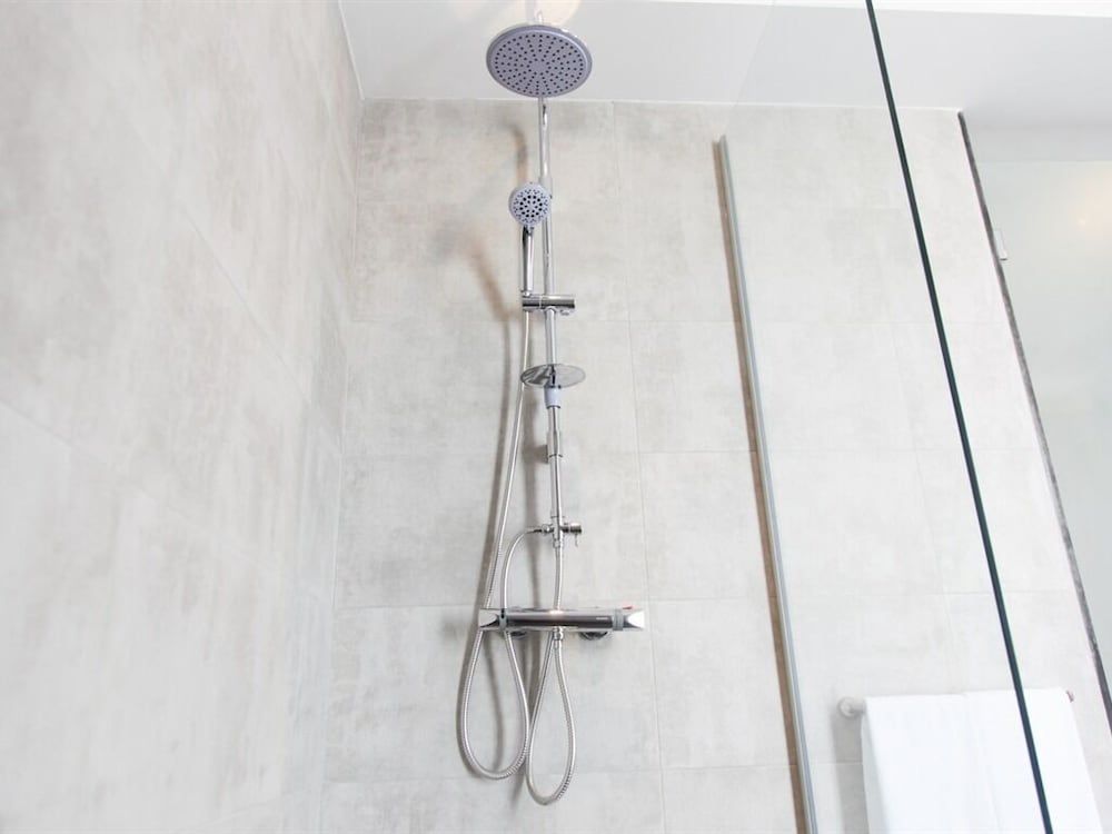 Smarts Hotel Standard Double Room, Private Bathroom 4