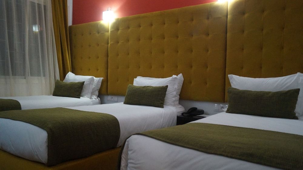 Hôtel Le Musée Triple Room 2