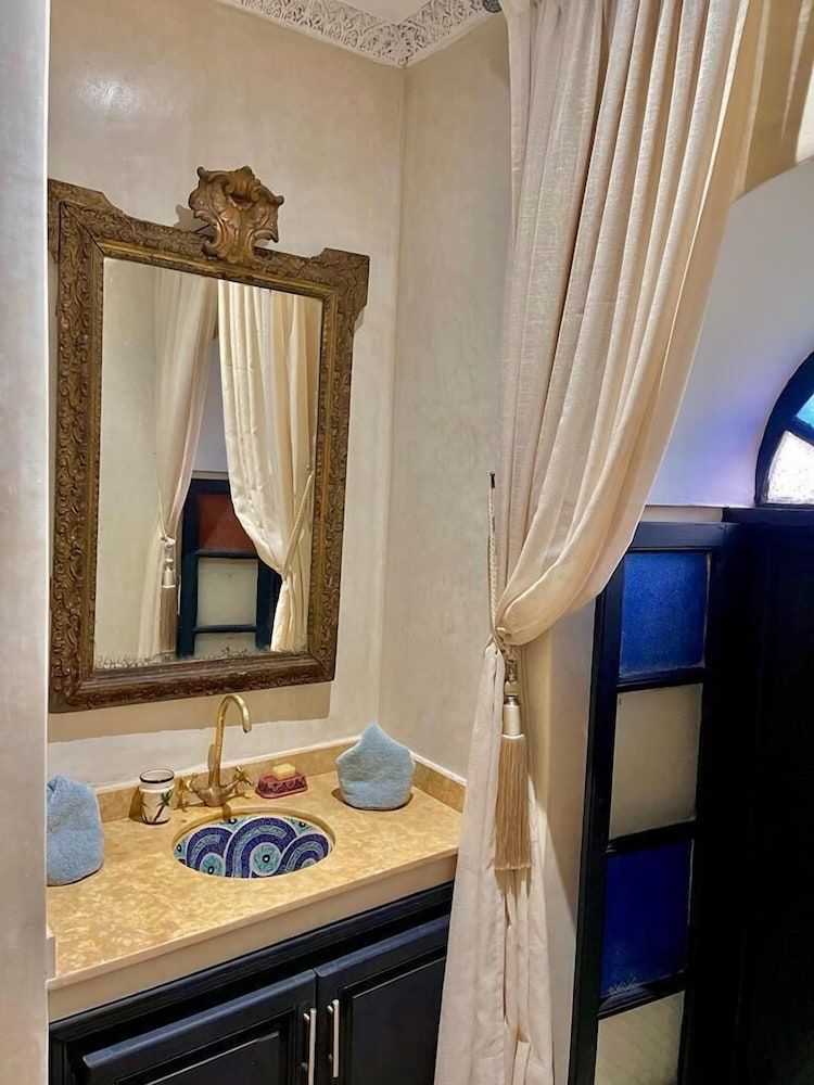 undefined Riad Ta'achchaqa 10