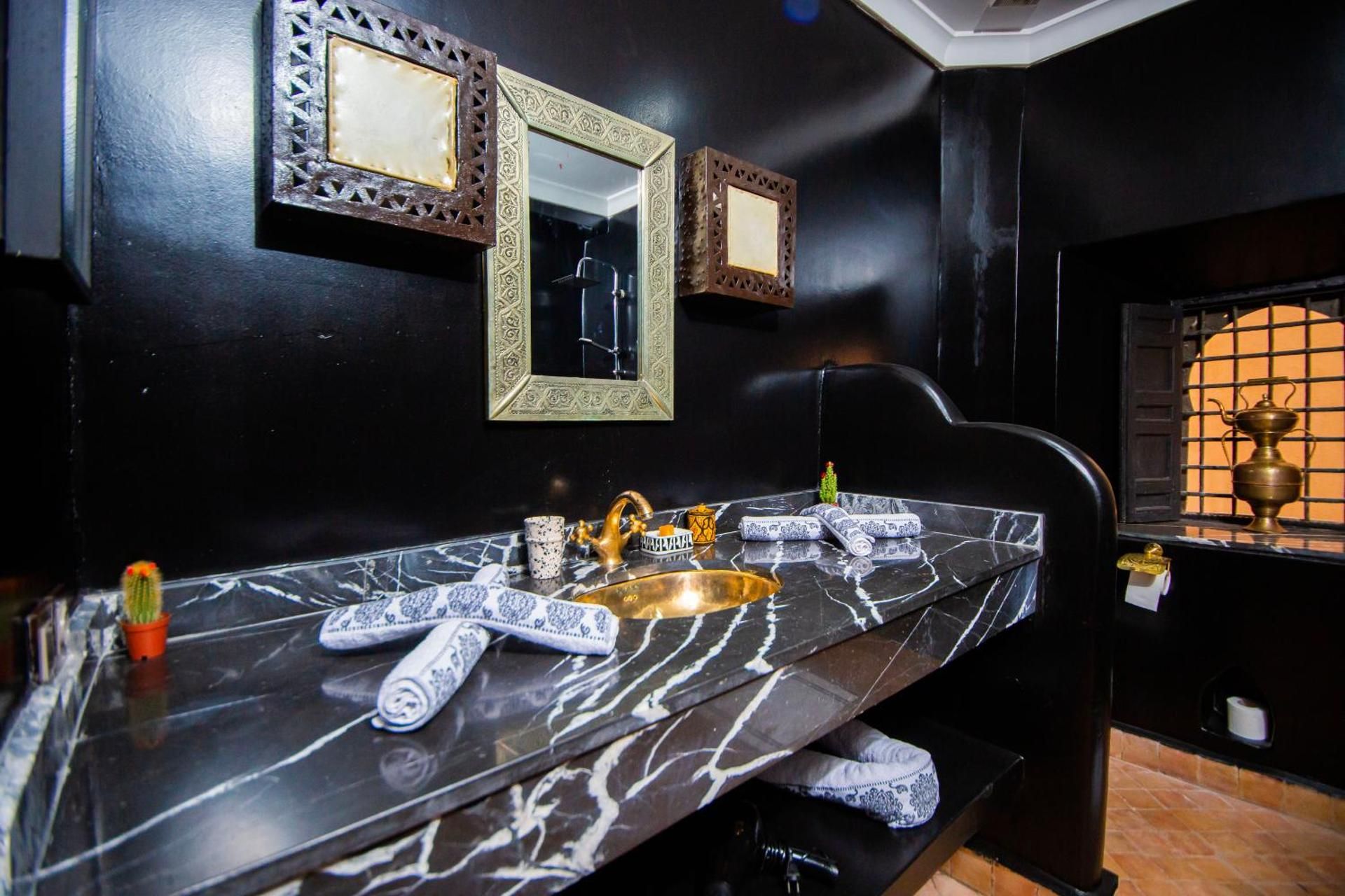 undefined Riad Ta'achchaqa 9