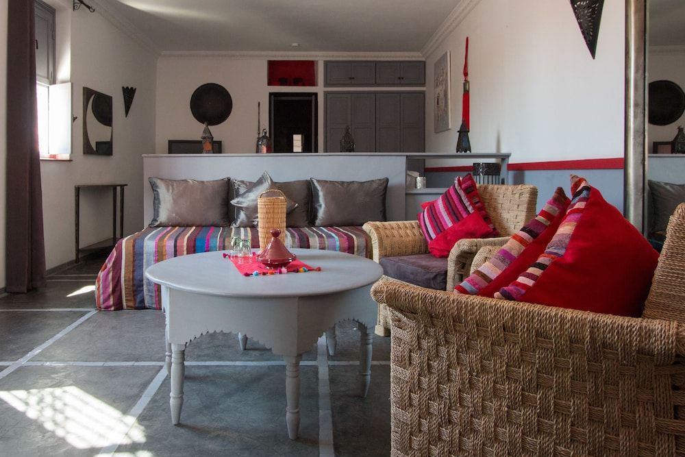 undefined Riad Alegria 4