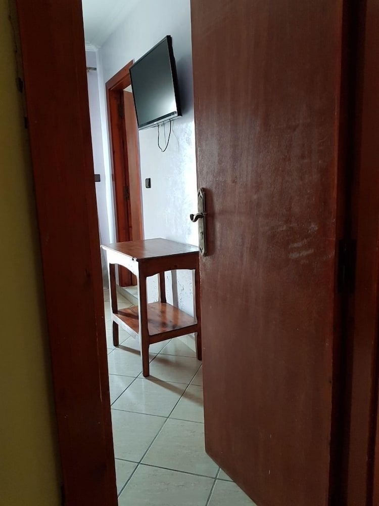 Hotel Ali Double or Twin Room 25