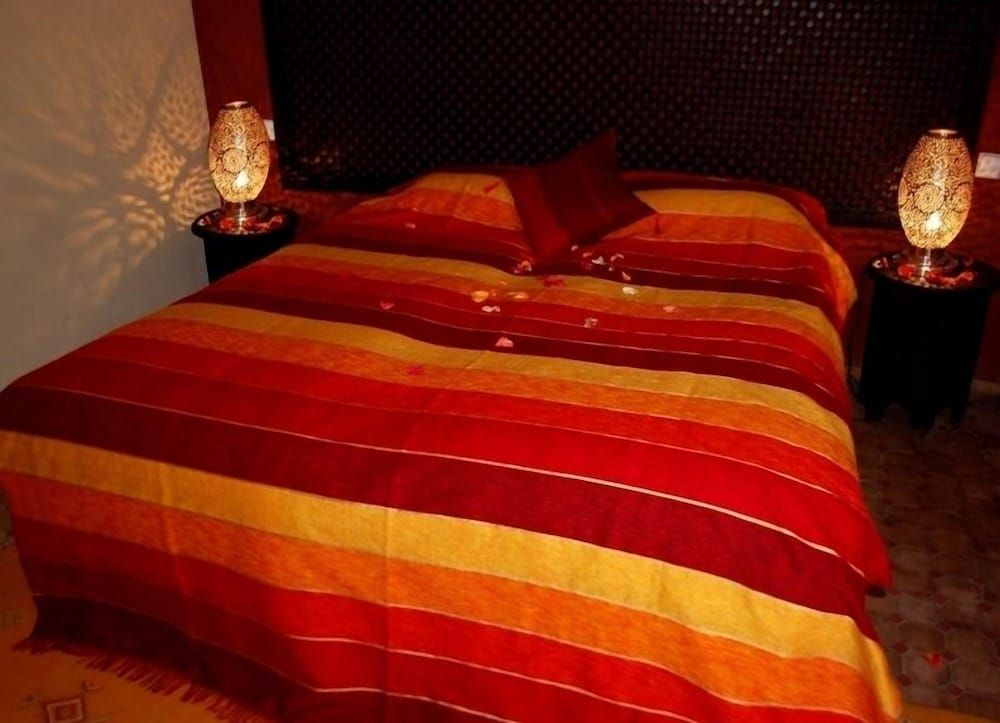 Riad Dar Nejma Triple Room 8