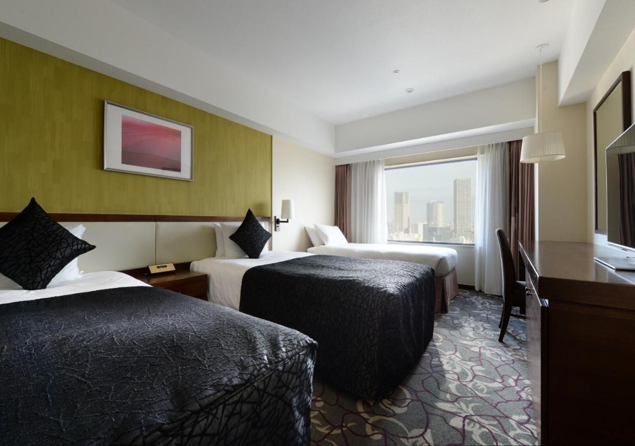 City View Twin Room with Extra Bed - Non-Smoking