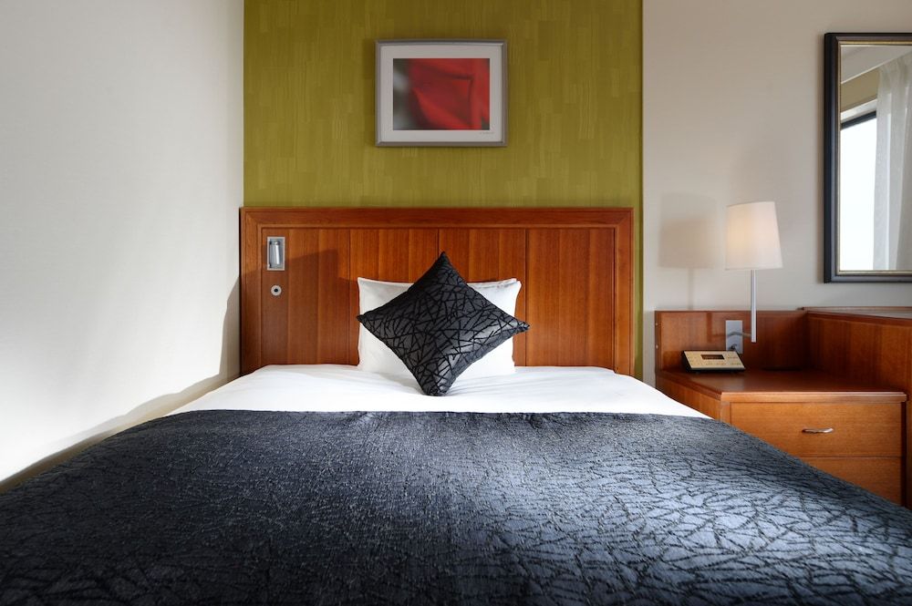 City View Single Room, Non Smoking (22-23F)