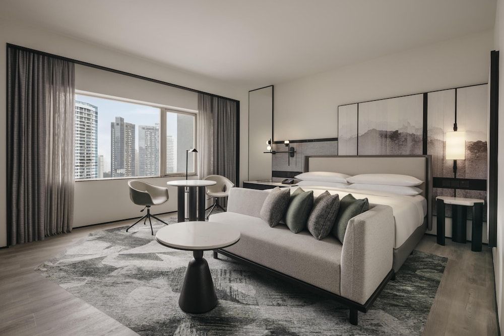 Premium Suite, 1 King Bed
