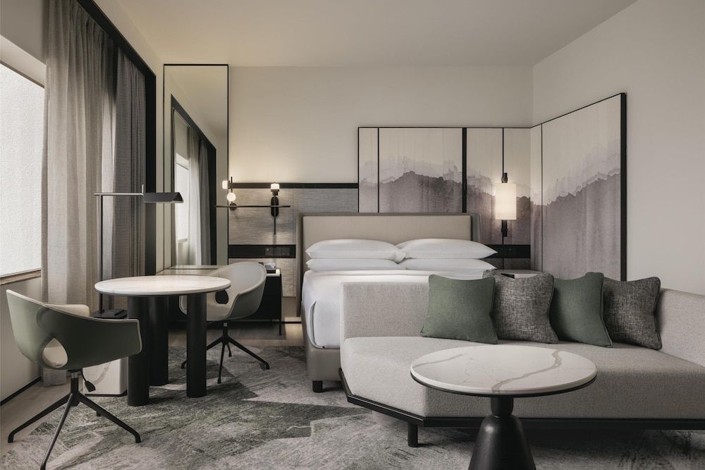 undefined Hilton Singapore Orchard 9