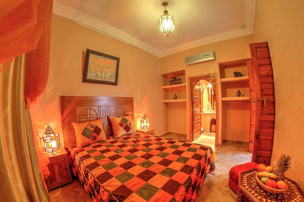 Dar Tasnime Double or Twin Room 3