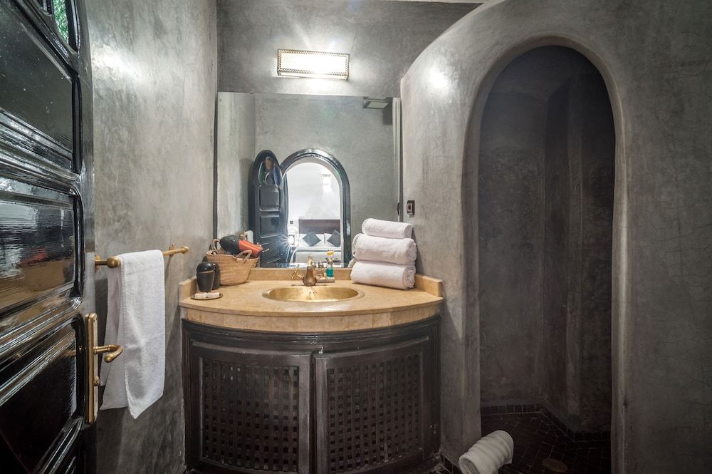 Riad Aliya Superior Double Room 6