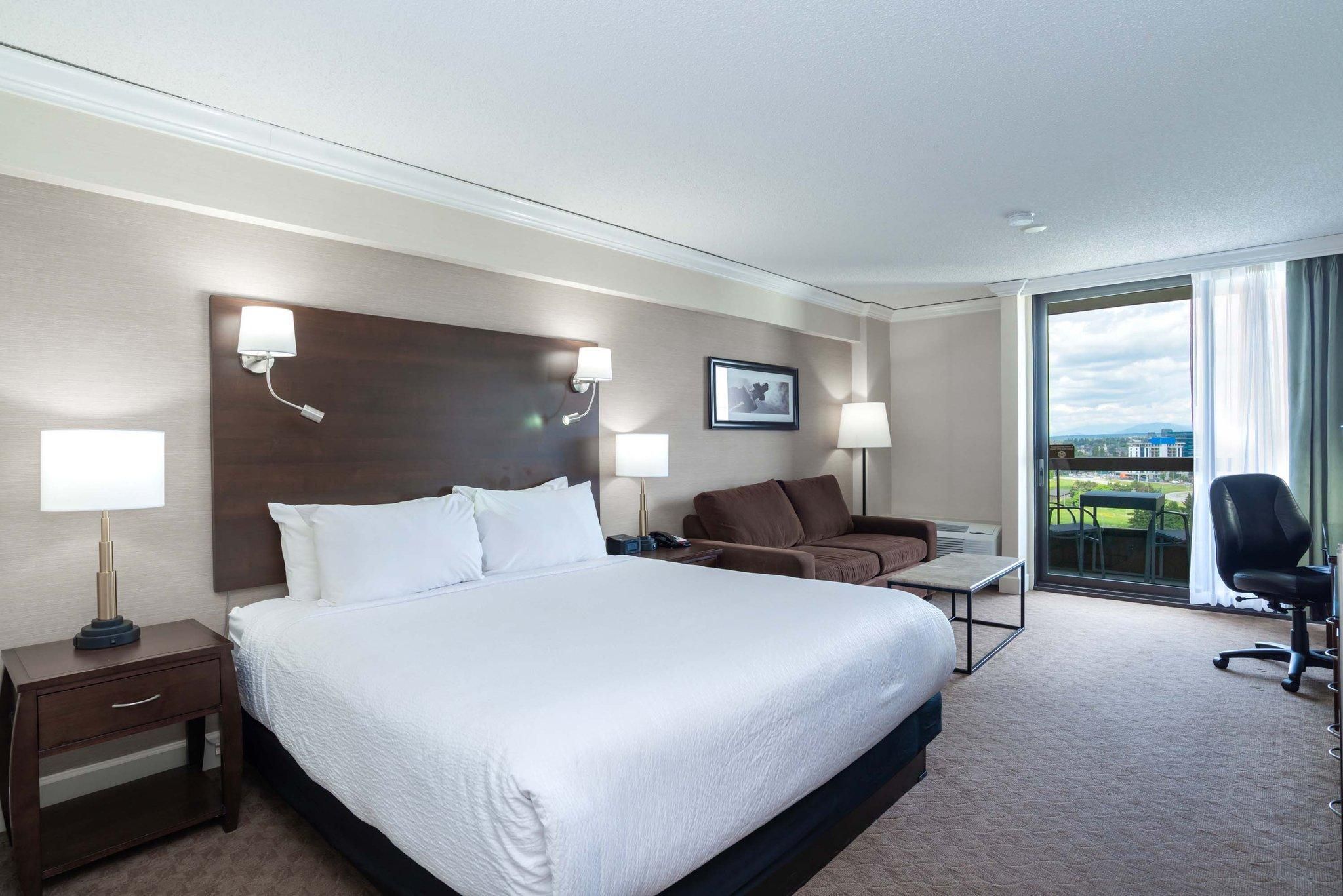 Deluxe Room, 1 King Bed, Sofa Bed, View, Columbia Tower