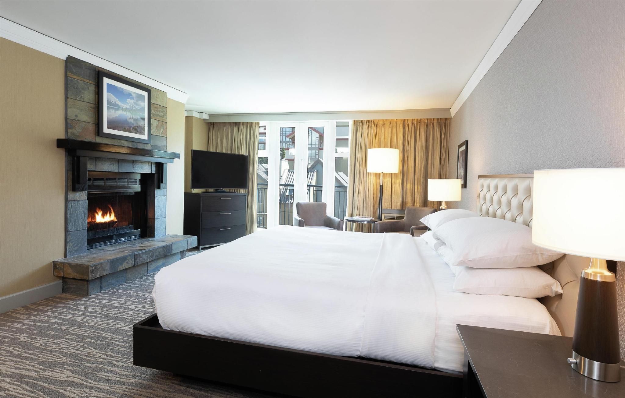 SIGNATURE SPA ROOM-1 KING BED WITH WHIRLPOOL