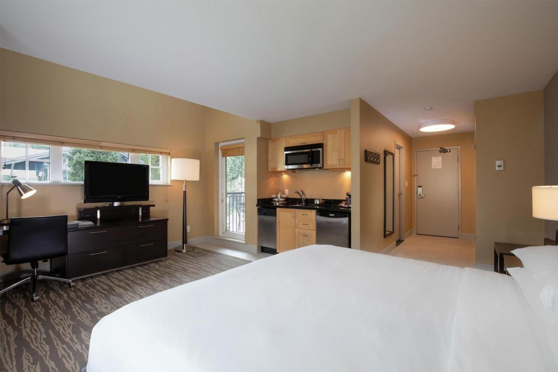 The King Studio-king Bed With Balcony