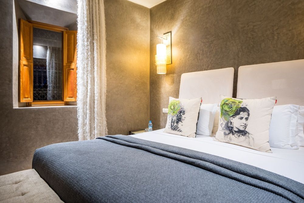 Riad Houma Deluxe Room 3
