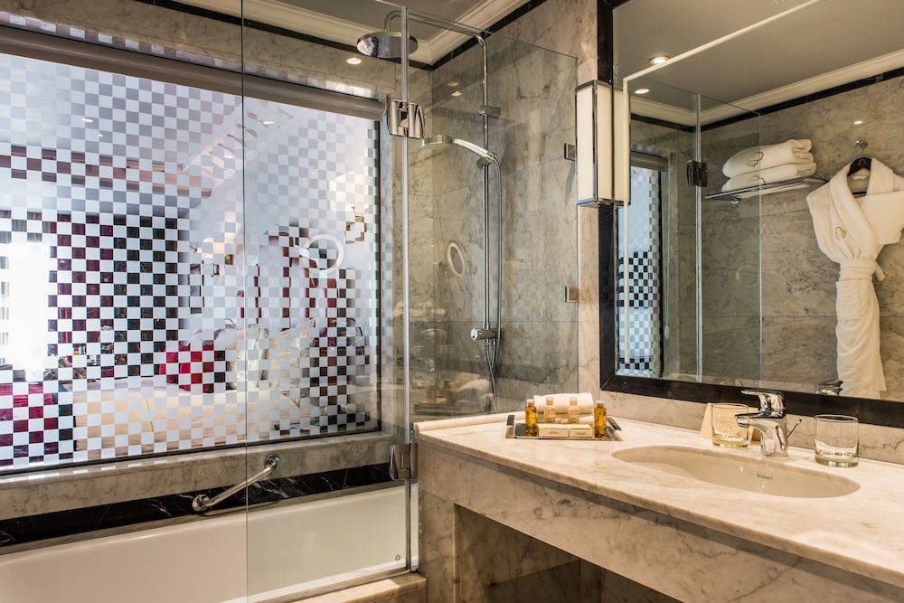 Le Casablanca Hotel Superior room  Casablanca View 7