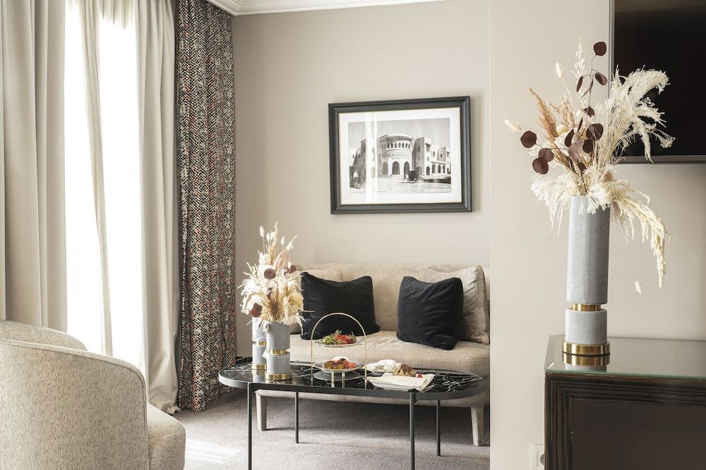 undefined Le Casablanca Hotel 10