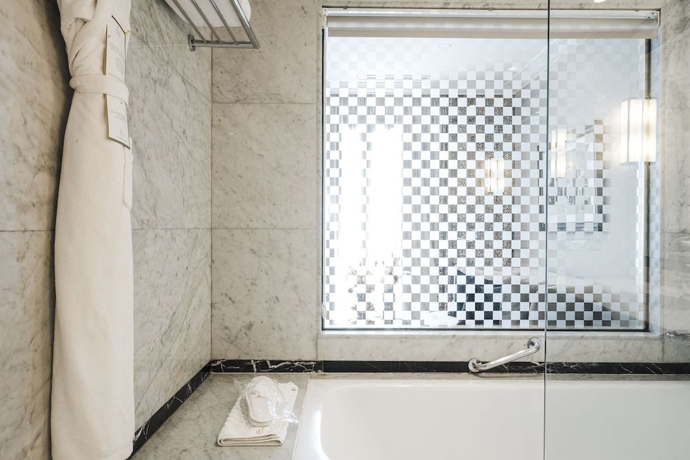 Le Casablanca Hotel Superior room  Casablanca View 8