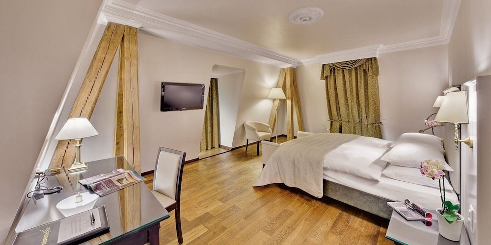 Grand Hotel Suisse Majestic, Autograph Collection Superior Room, 1 Queen Bed, City View