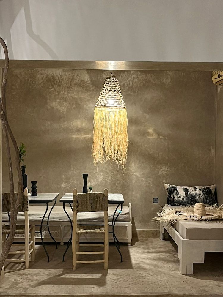 undefined RIAD NAFORA 7