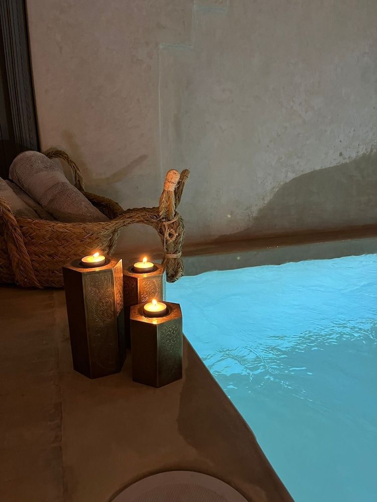 undefined RIAD NAFORA 10