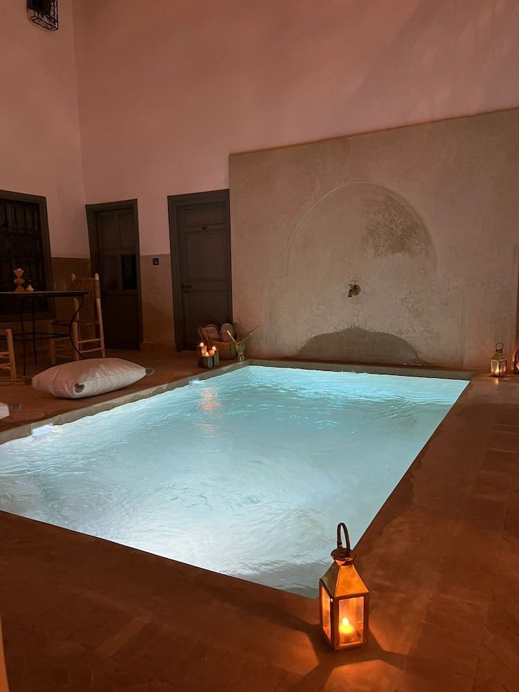 undefined RIAD NAFORA 8