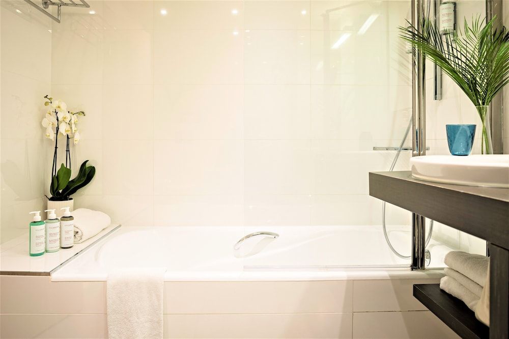 undefined Croisette Beach Hotel Cannes - MGallery Collection 10