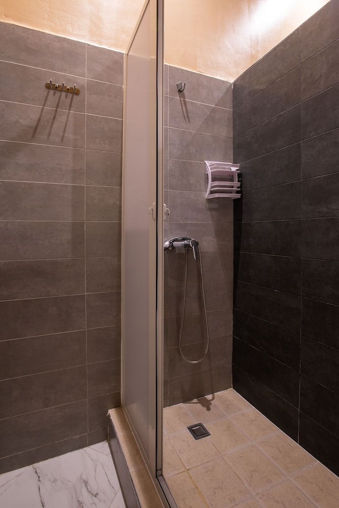 undefined Hotel Toulousain 8