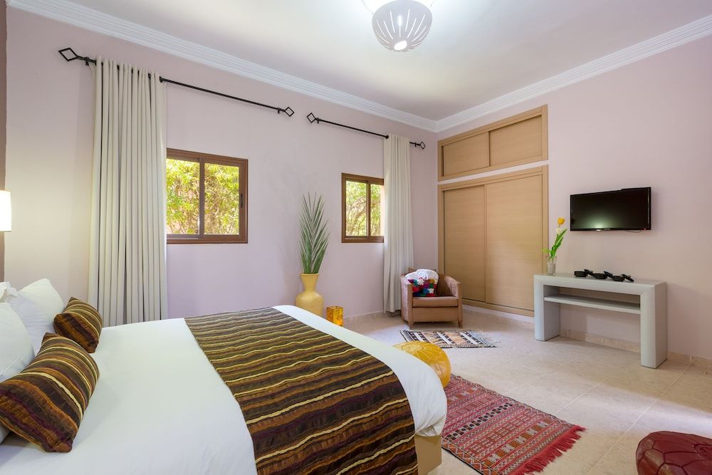 Domaine Rosaroum Villa, 7 Bedrooms (Villa de Prestige + Bungalow) 8