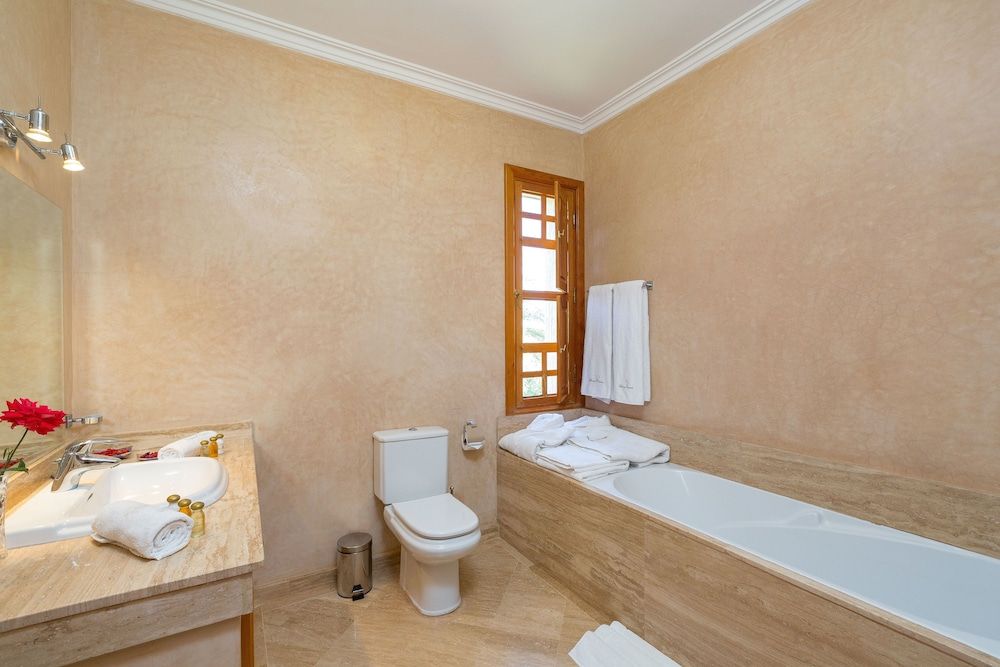 Domaine Rosaroum Villa, 8 Bedrooms (Villa de Maître + Bungalow) 17