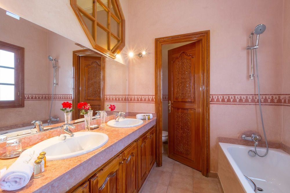 Domaine Rosaroum Villa, 7 Bedrooms (Villa de Prestige + Bungalow) 18