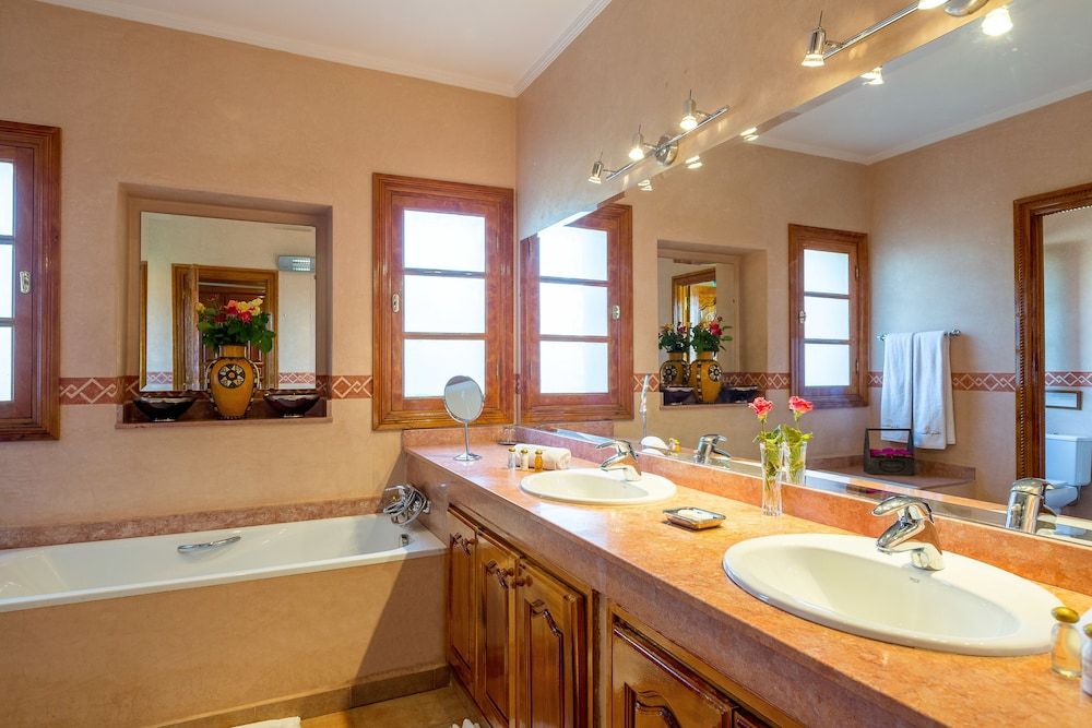 Domaine Rosaroum Villa, 7 Bedrooms (Villa de Prestige + Bungalow) 17