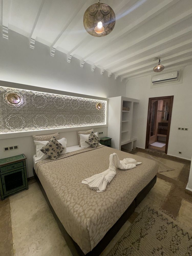 undefined Riad Andalla