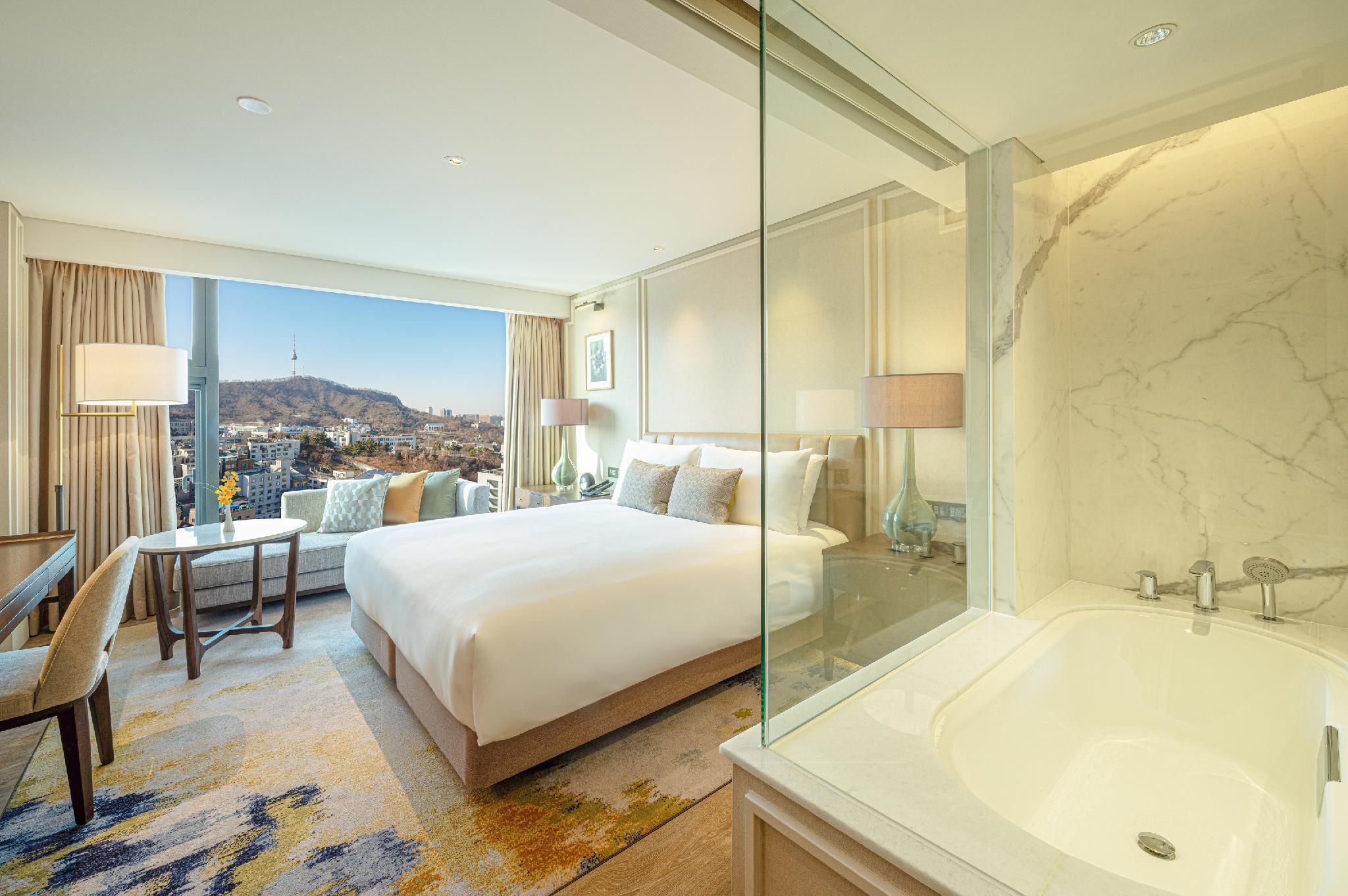 Deluxe Room with 1 King bed