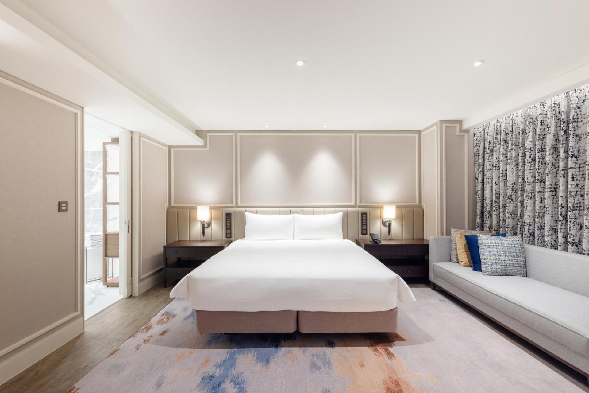 undefined The Ambassador Seoul - A Pullman Hotel 9