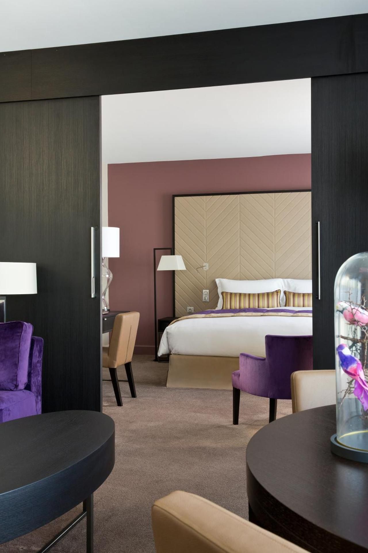 Prestige Suite with One King Bed and Separate Lounge - View