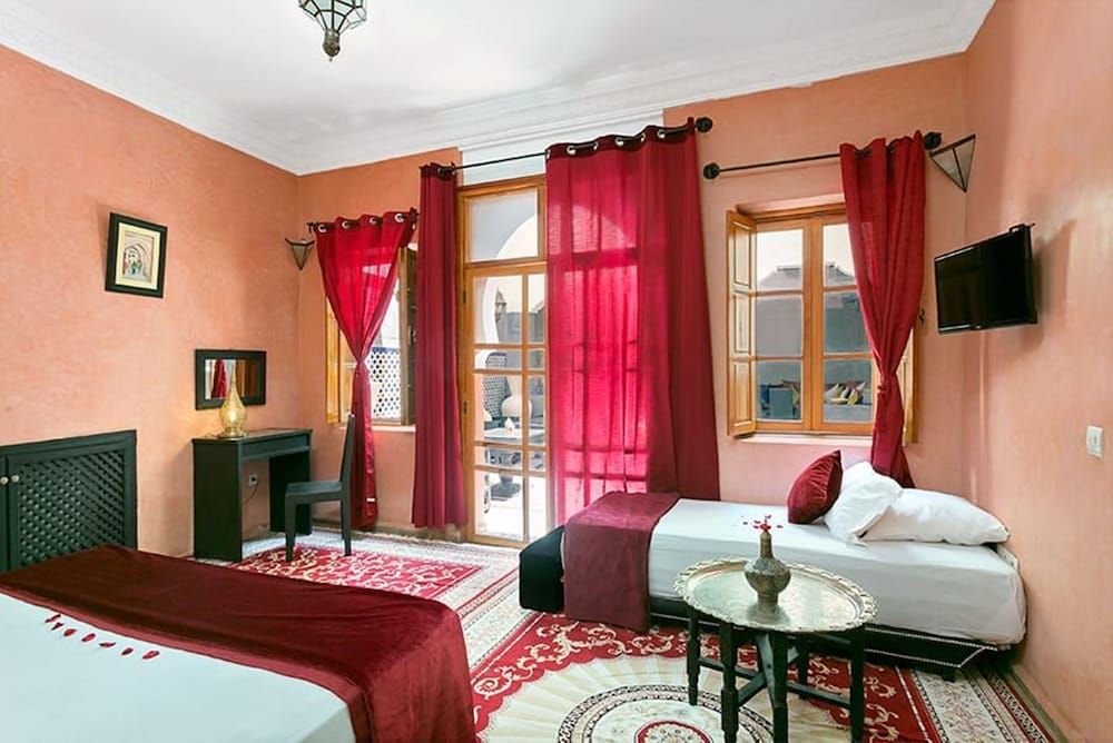 Arabian Riad Double Room, Private Bathroom (Bordeaux) 2