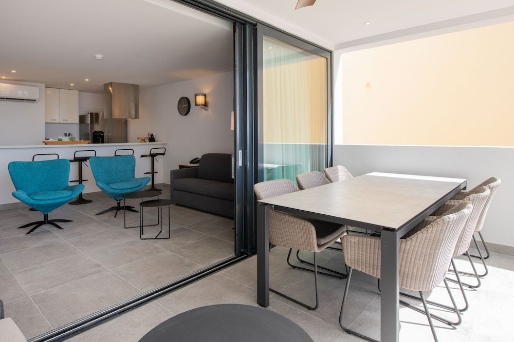 Avila Beach Hotel Premium Apartment, 2 Bedrooms, Ocean View, Beachfront 7