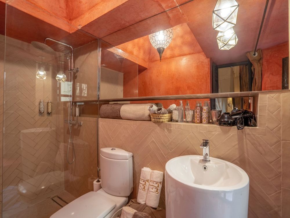 Riad Ines Home Superior Room, Ensuite, Courtyard View 5