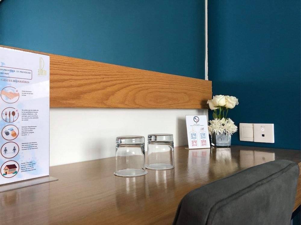 Le Pietri Urban Hotel Standard Triple Room 18